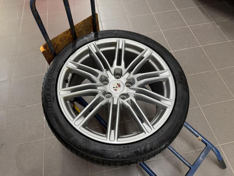 Porsche Cayenne vaihtoauto