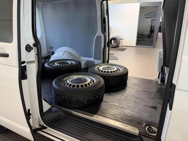 Volkswagen Transporter vaihtoauto