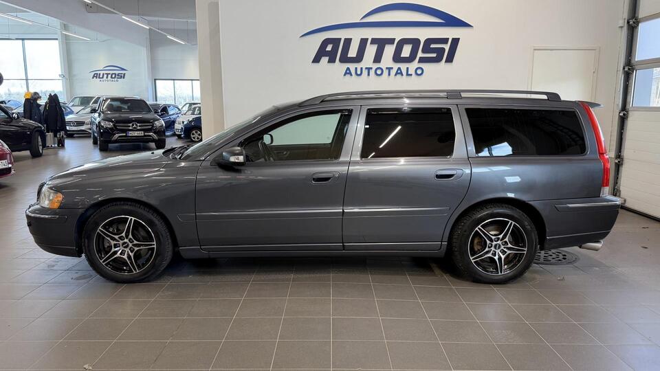 Volvo V70 vaihtoauto