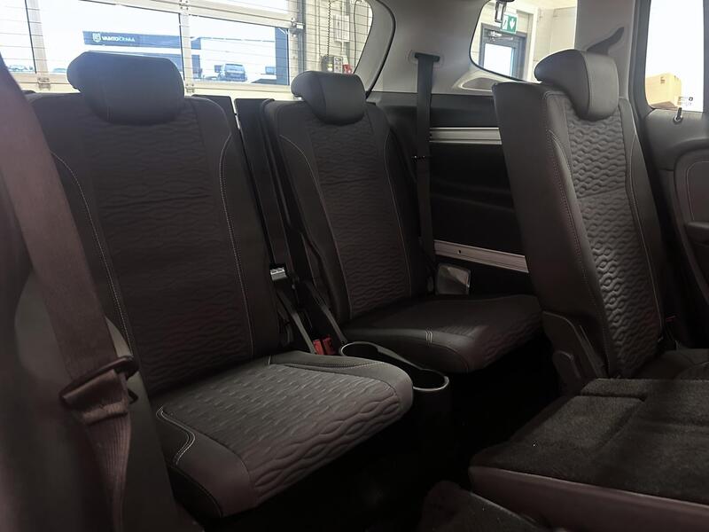 Opel Zafira Tourer vaihtoauto