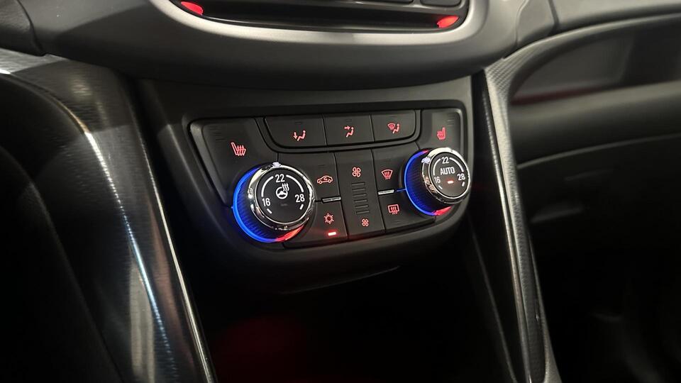 Opel Zafira Tourer vaihtoauto