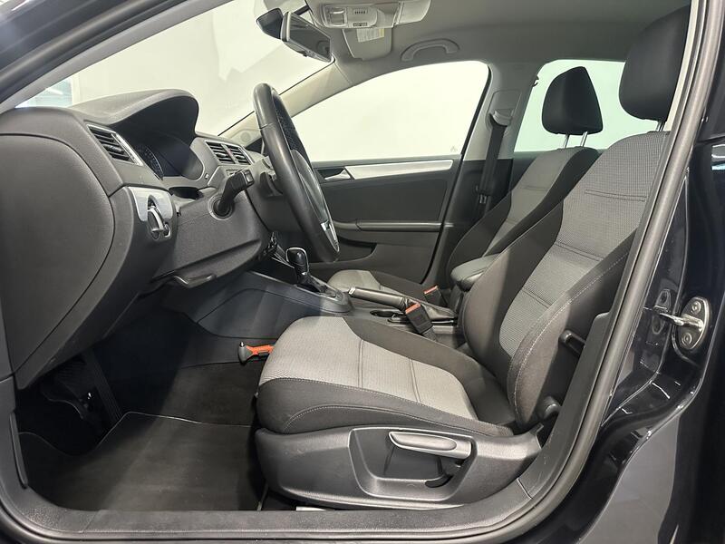 Volkswagen Jetta vaihtoauto