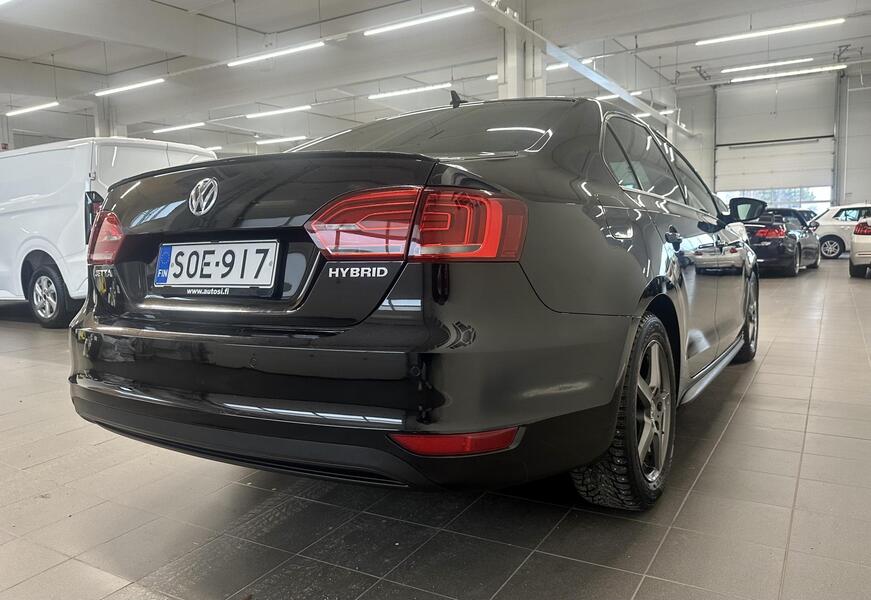 Volkswagen Jetta vaihtoauto