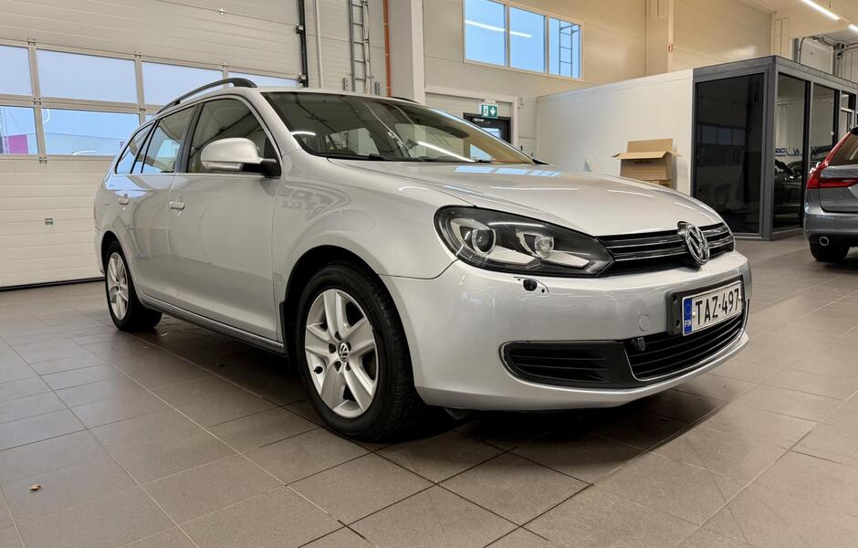 Volkswagen Golf vaihtoauto