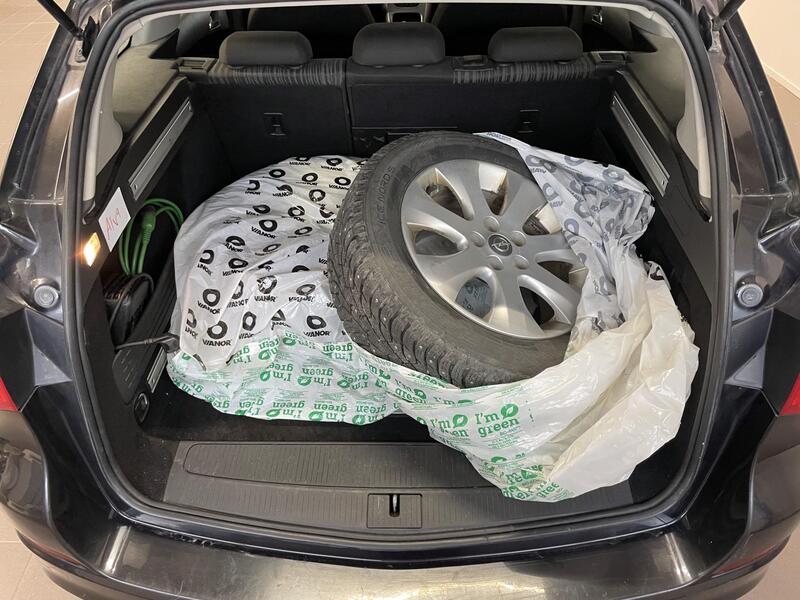 Opel Astra vaihtoauto