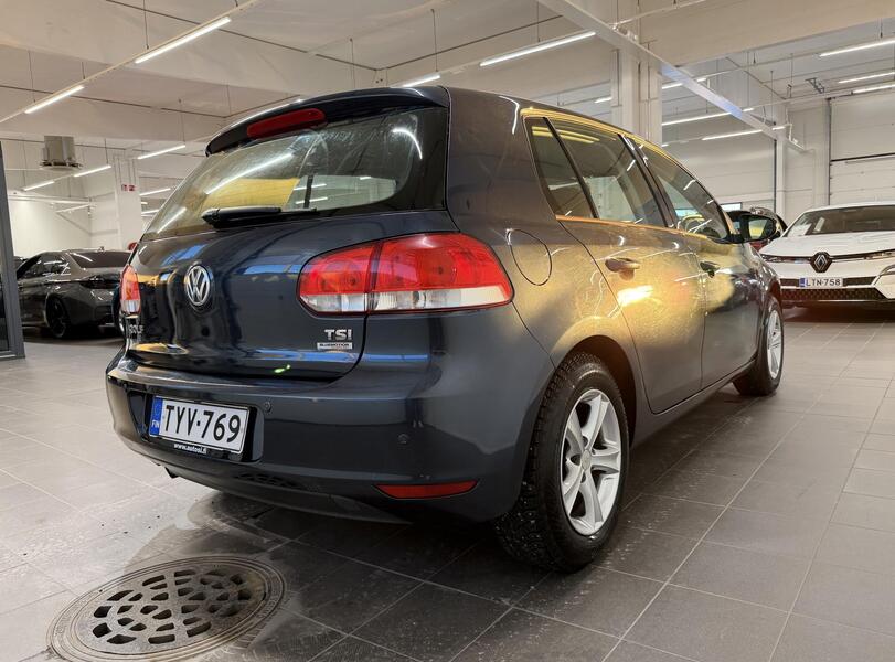 Volkswagen Golf vaihtoauto