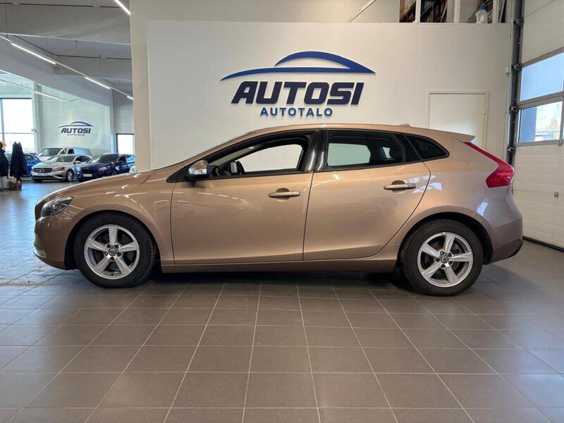Volvo V40 vaihtoauto