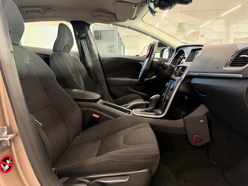 Volvo V40 vaihtoauto