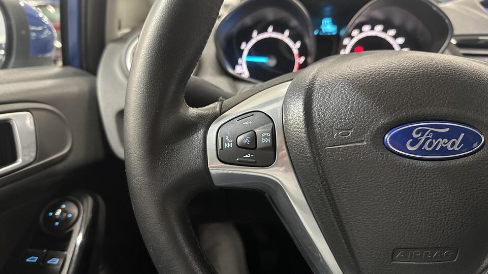 Ford Fiesta vaihtoauto