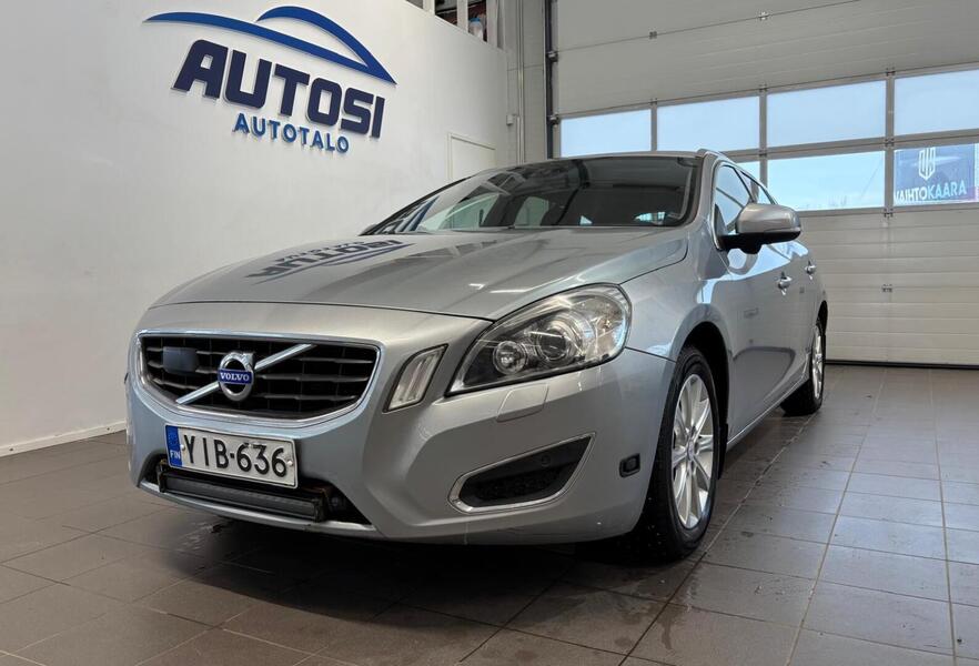 Volvo V60 vaihtoauto