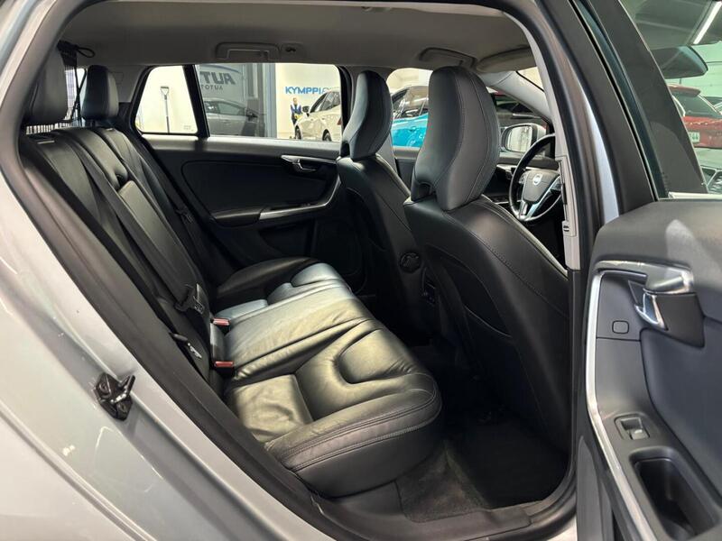 Volvo V60 vaihtoauto