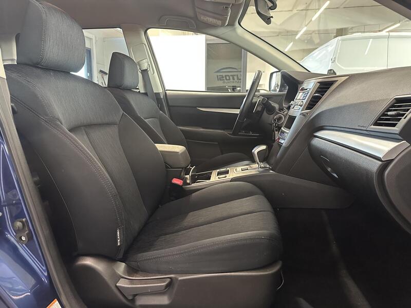 Subaru Legacy vaihtoauto