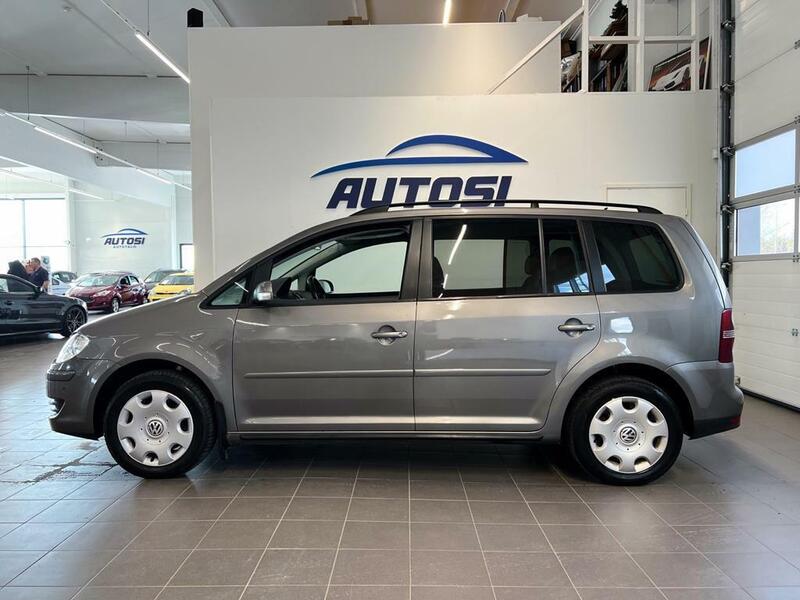 Volkswagen Touran vaihtoauto