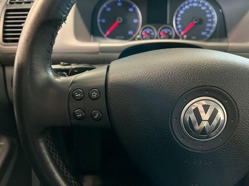 Volkswagen Touran vaihtoauto