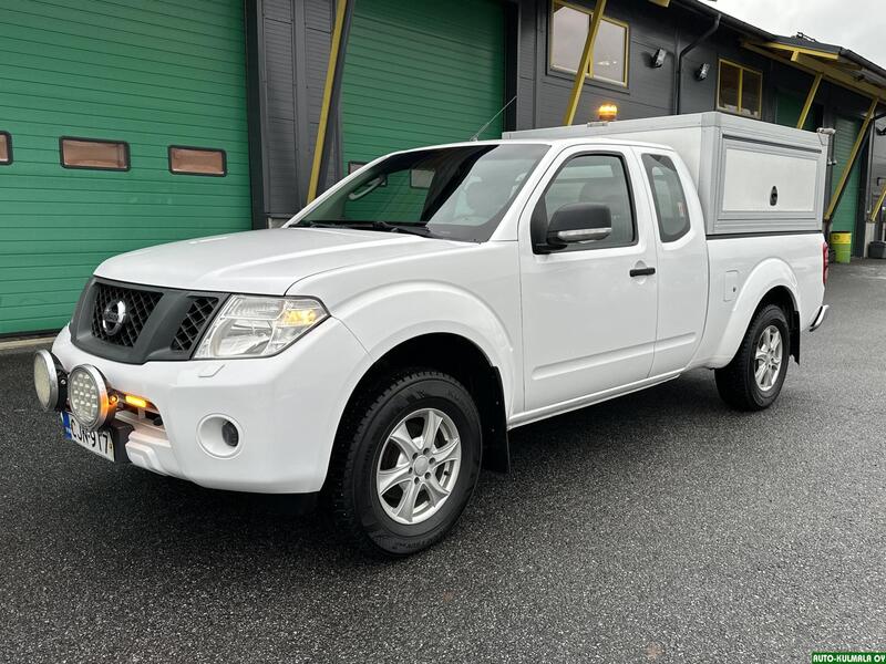 Nissan Navara vaihtoauto