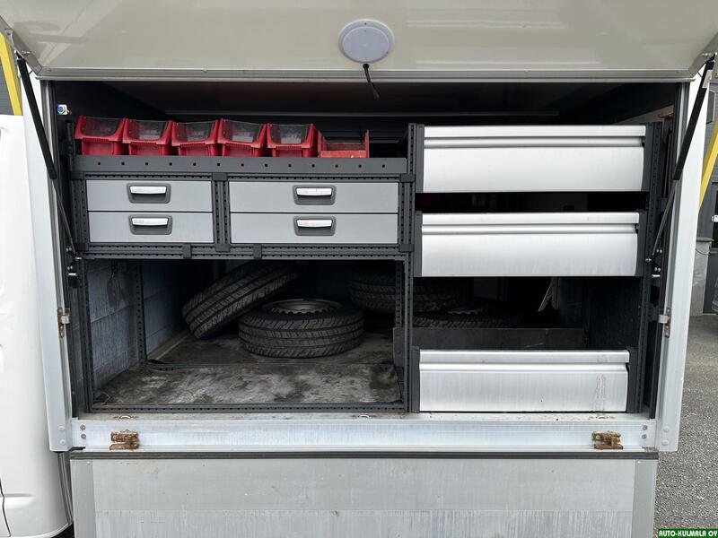 Volkswagen Transporter vaihtoauto