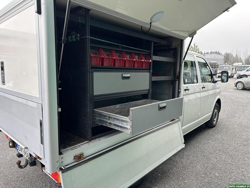 Volkswagen Transporter vaihtoauto