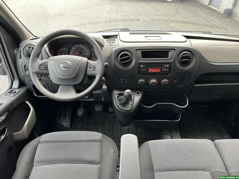 Nissan NV400 vaihtoauto