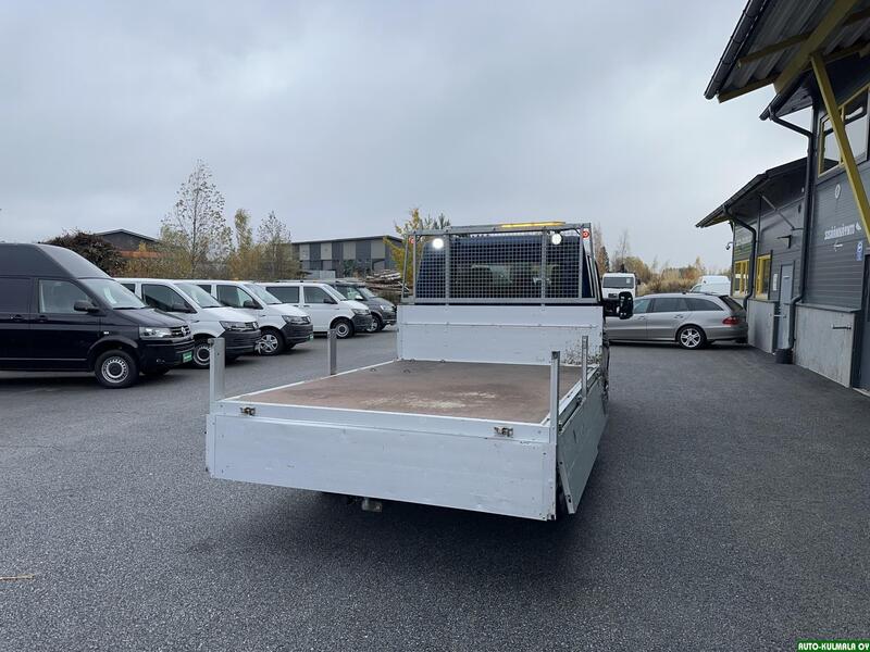 Nissan NV400 vaihtoauto