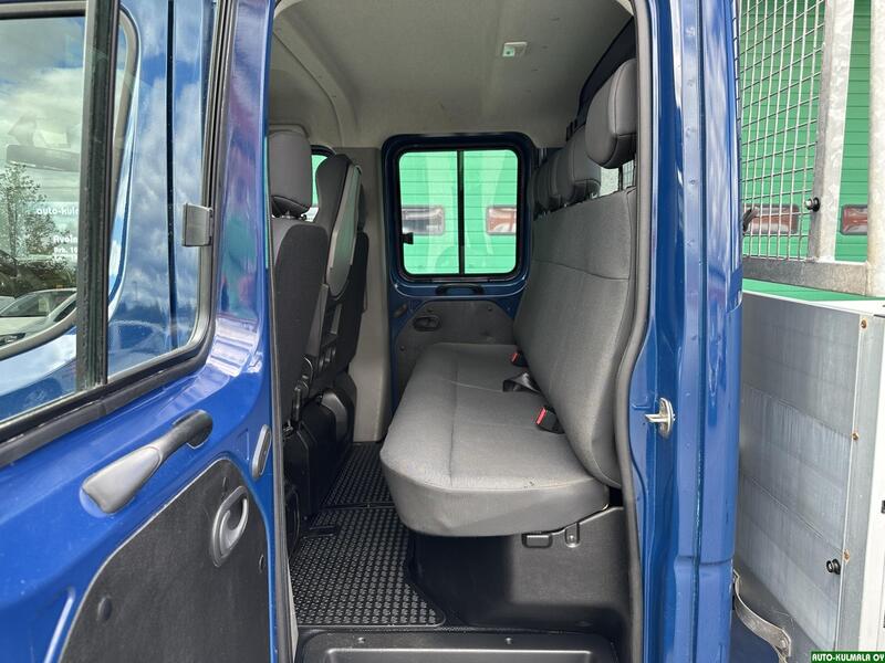 Nissan NV400 vaihtoauto