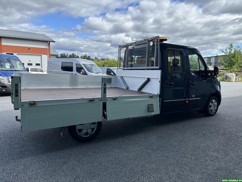 Nissan NV400 vaihtoauto