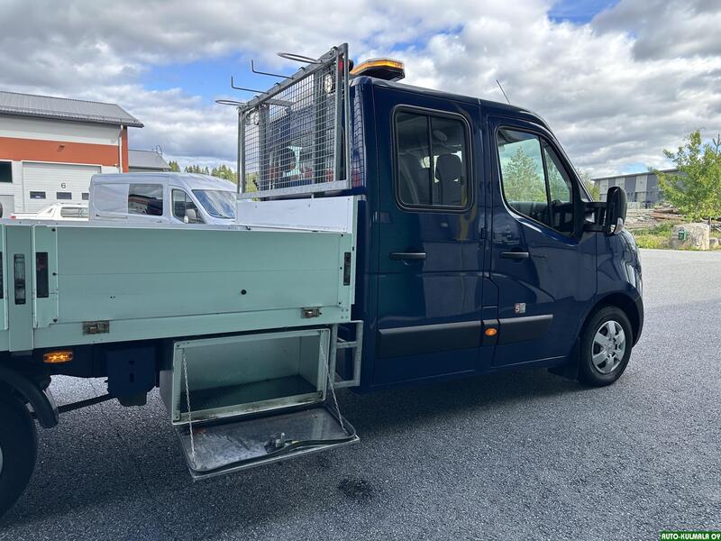 Nissan NV400 vaihtoauto