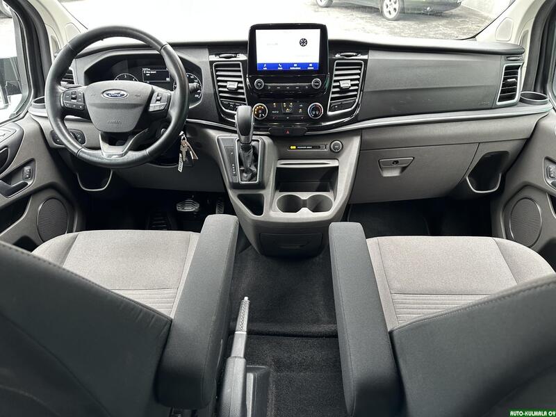 Ford Tourneo Custom vaihtoauto