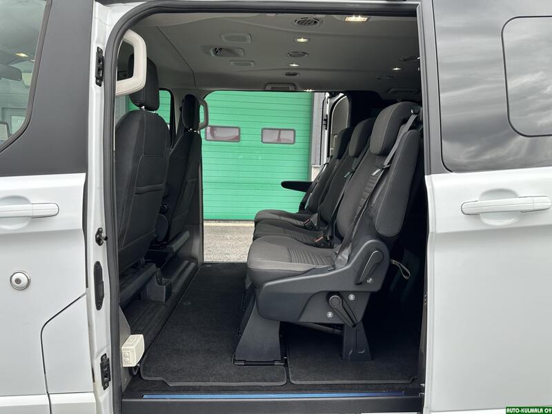 Ford Tourneo Custom vaihtoauto