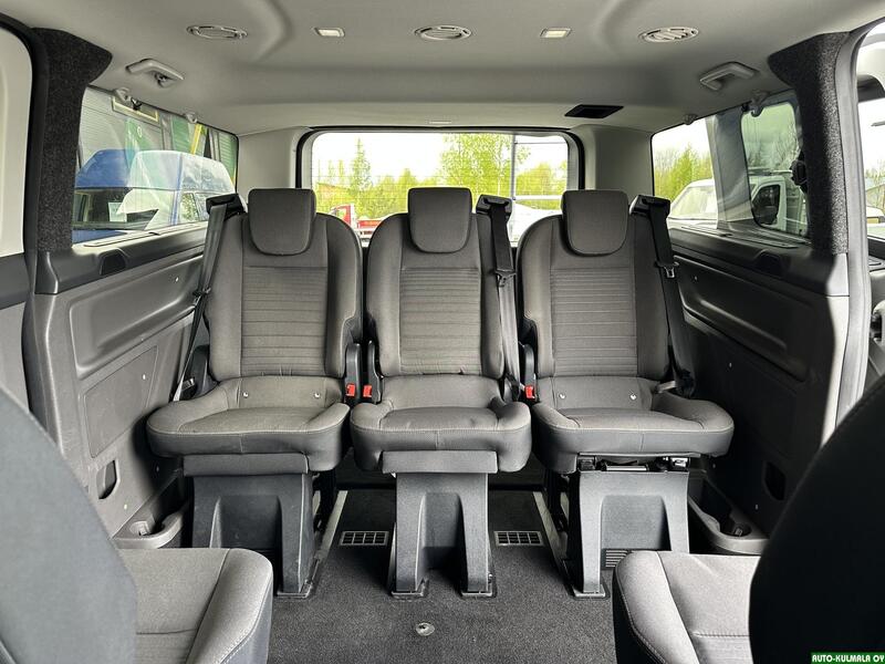 Ford Tourneo Custom vaihtoauto