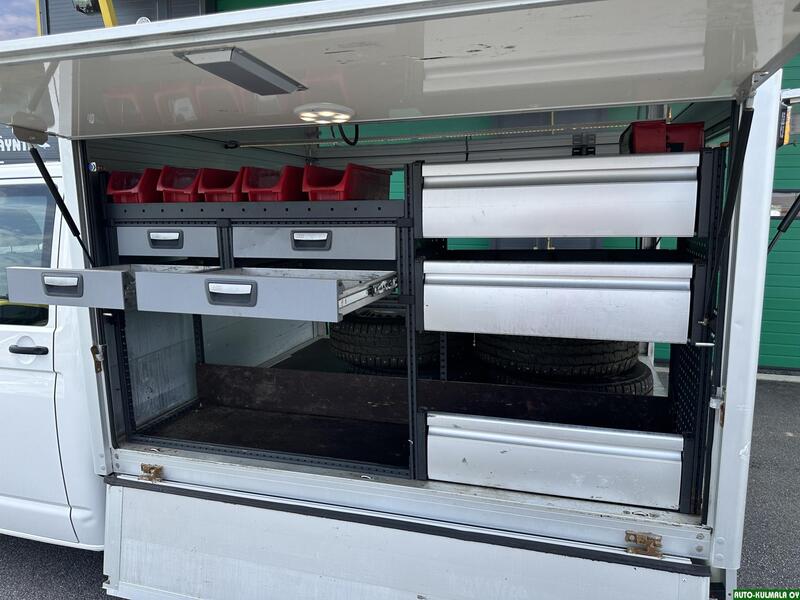 Volkswagen Transporter vaihtoauto