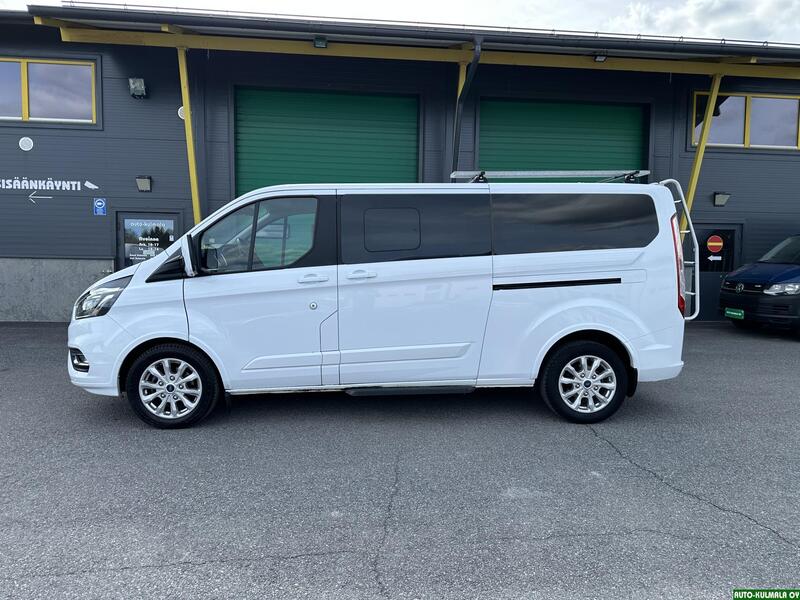 Ford Tourneo Custom vaihtoauto