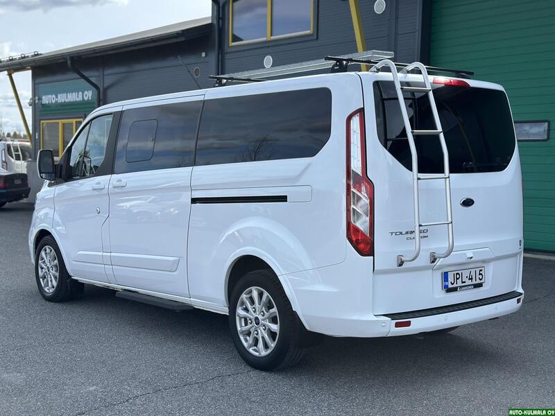 Ford Tourneo Custom vaihtoauto