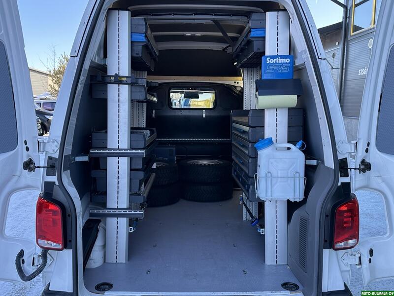 Volkswagen Transporter vaihtoauto