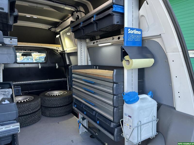Volkswagen Transporter vaihtoauto