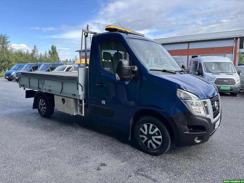 Nissan NV400 vaihtoauto