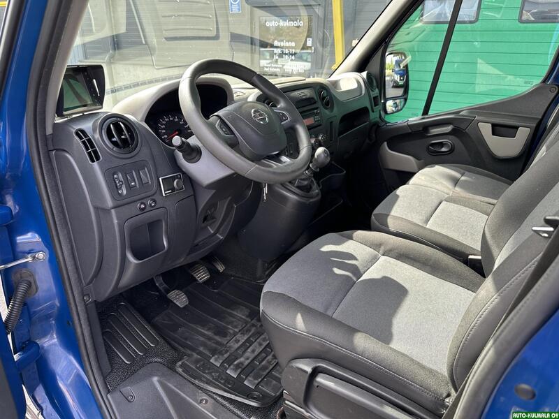 Nissan NV400 vaihtoauto