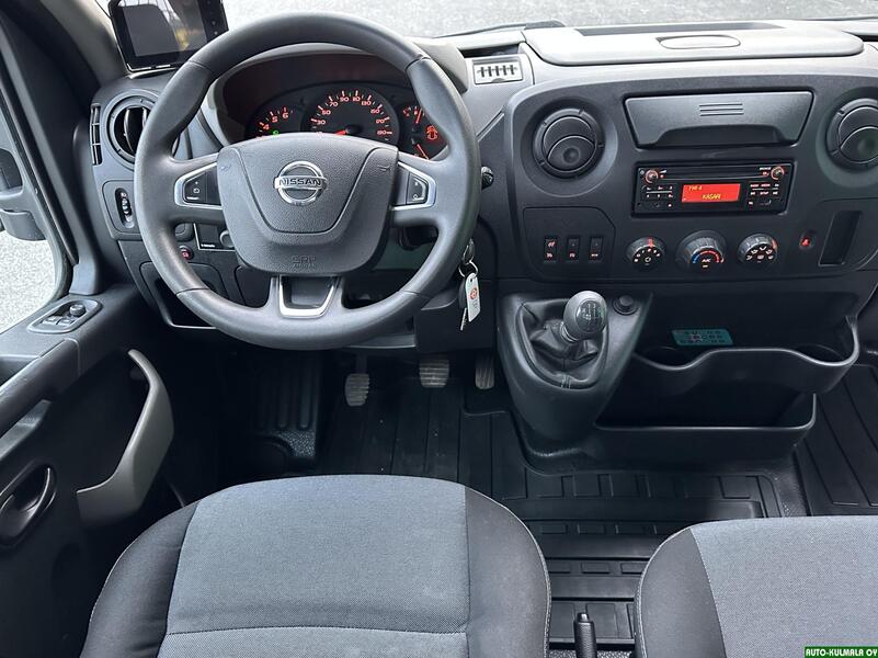 Nissan NV400 vaihtoauto