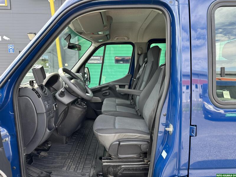 Nissan NV400 vaihtoauto