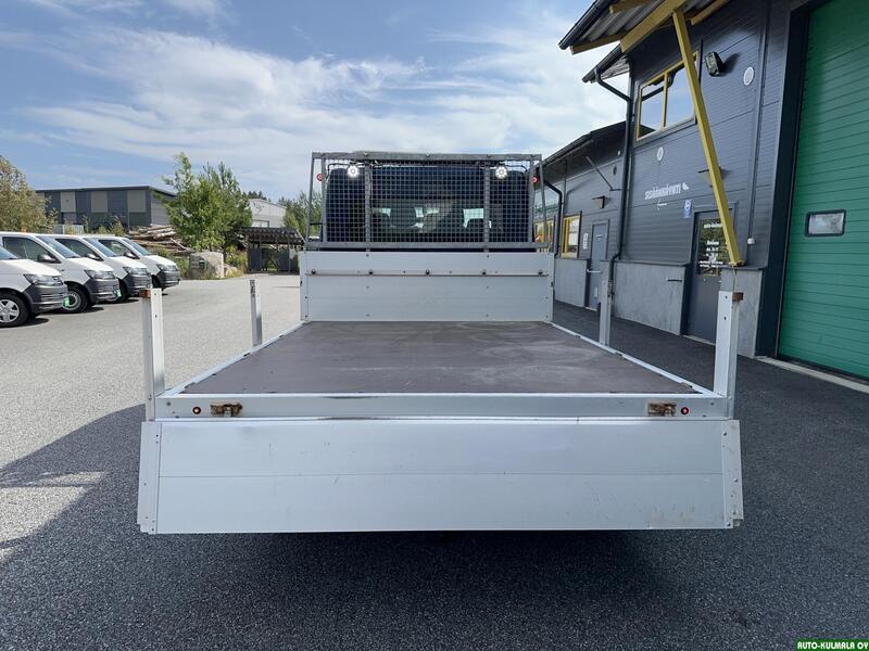 Nissan NV400 vaihtoauto