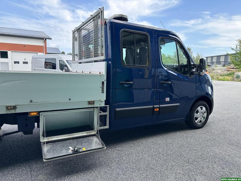 Nissan NV400 vaihtoauto