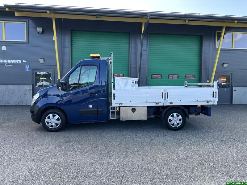 Nissan NV400 vaihtoauto