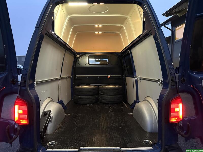 Volkswagen Transporter vaihtoauto