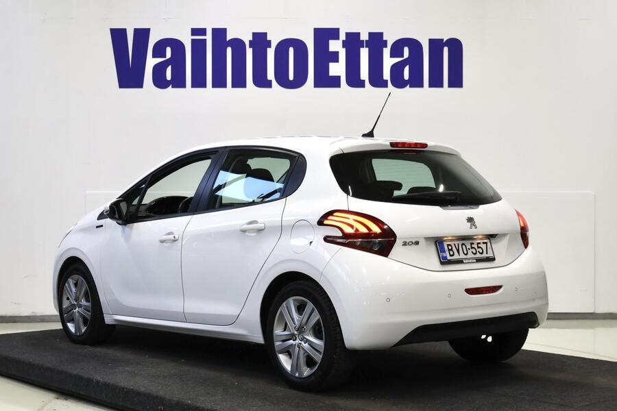 Peugeot 208 vaihtoauto
