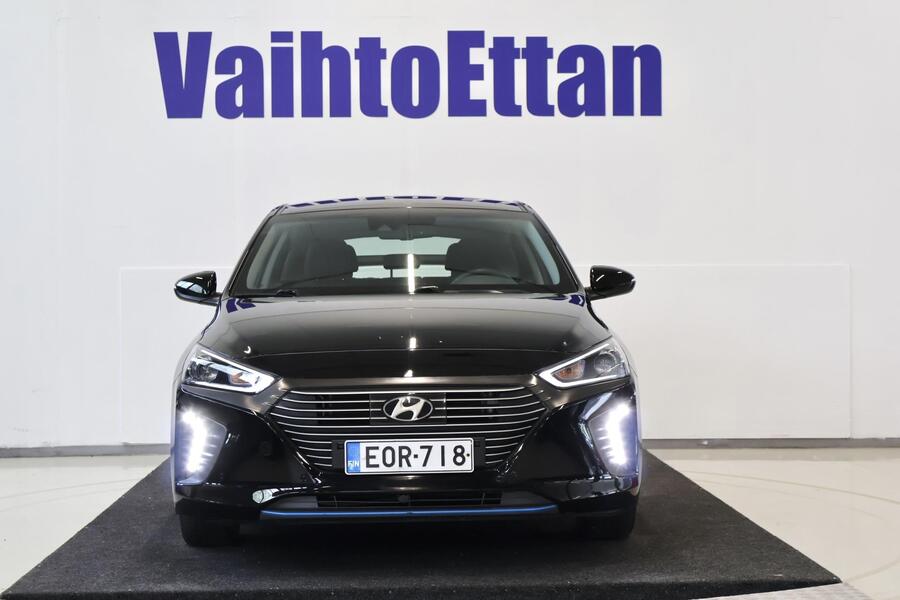 Hyundai IONIQ hybrid vaihtoauto