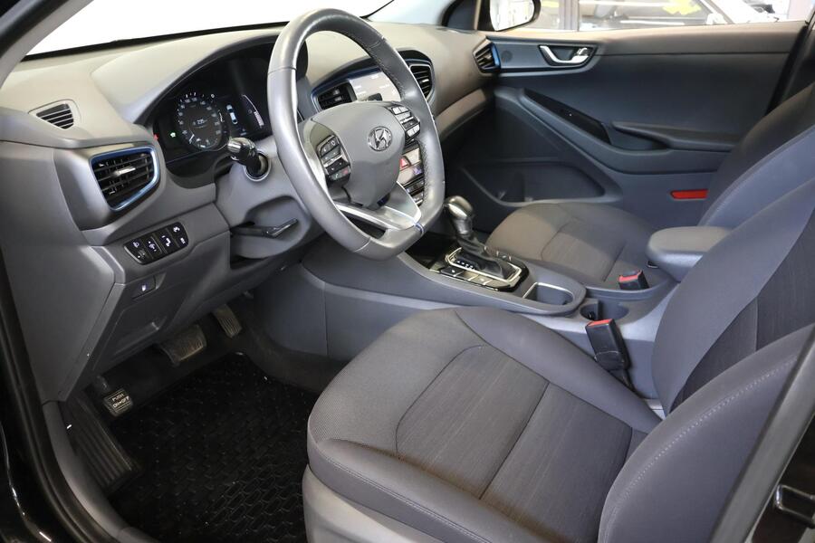 Hyundai IONIQ hybrid vaihtoauto