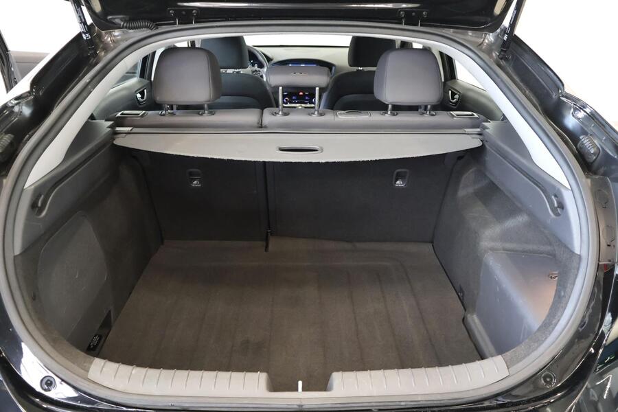 Hyundai IONIQ hybrid vaihtoauto