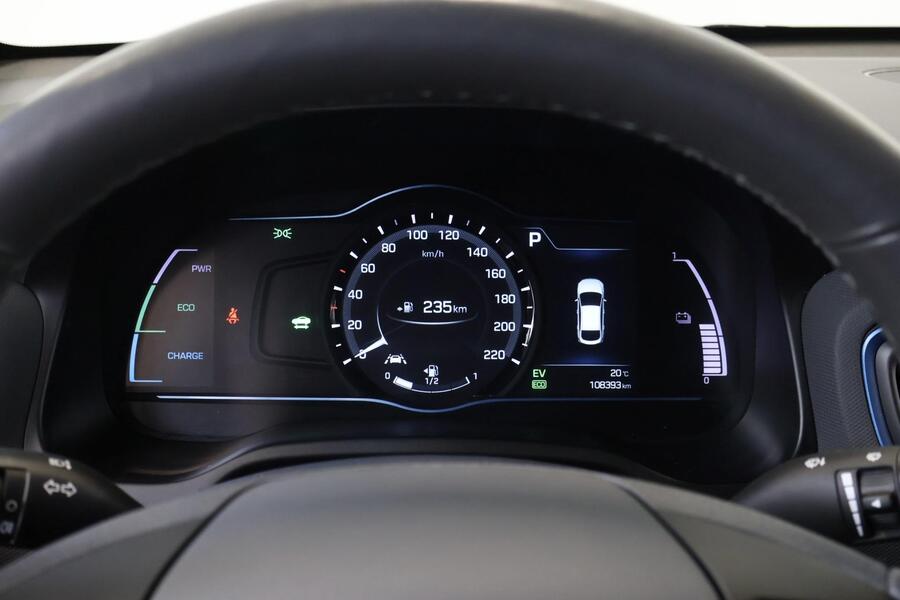 Hyundai IONIQ hybrid vaihtoauto