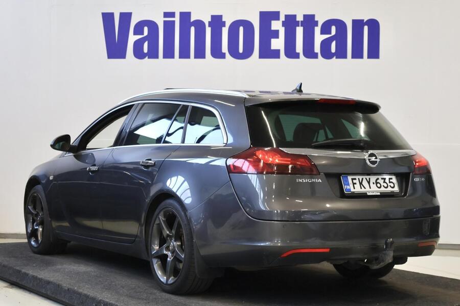 Opel Insignia vaihtoauto