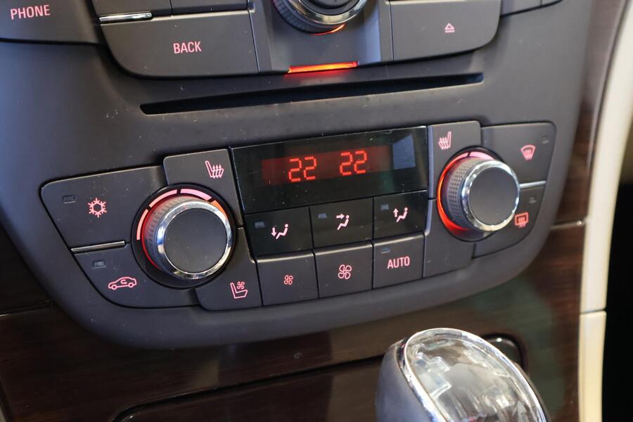 Opel Insignia vaihtoauto