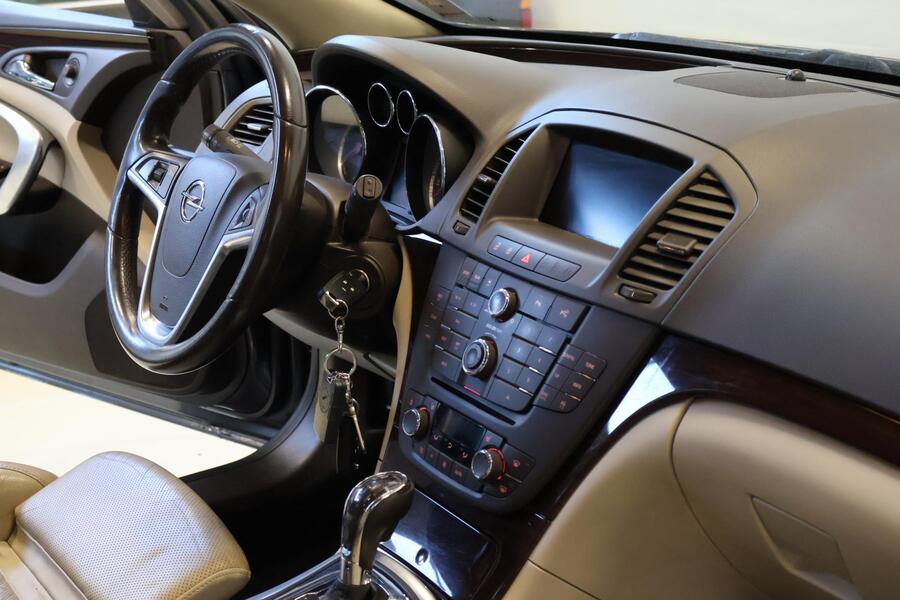 Opel Insignia vaihtoauto